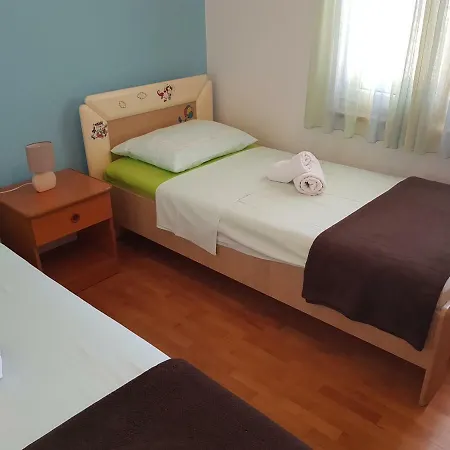شقة Apartman Vesna بيروغ
